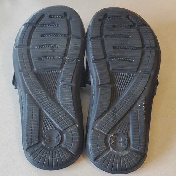 velcro under armour shoes